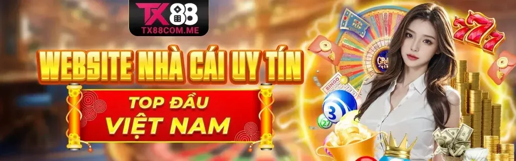 Sân vận động bóng đá với trái bóng và cầu thủ